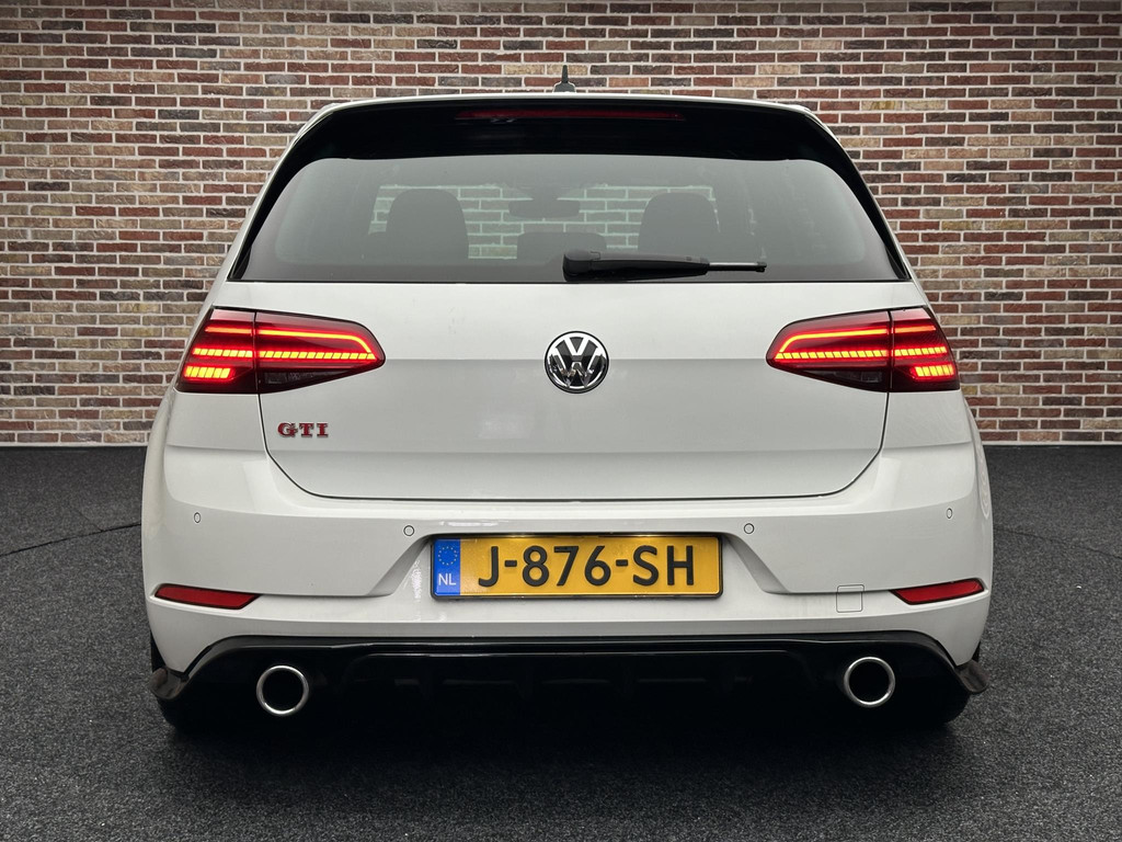 38739735-6.jpg