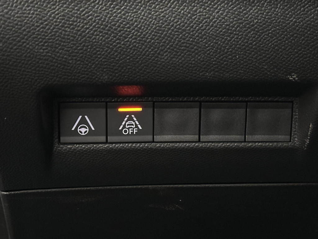 42352800-26.jpg