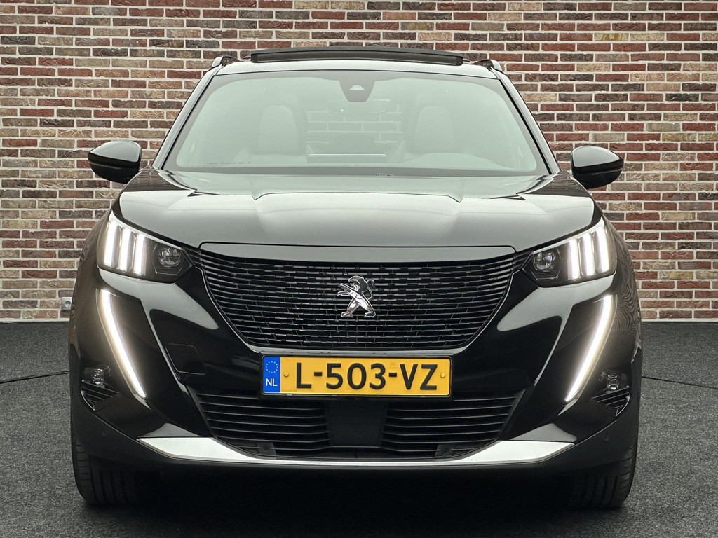 42352800-4.jpg