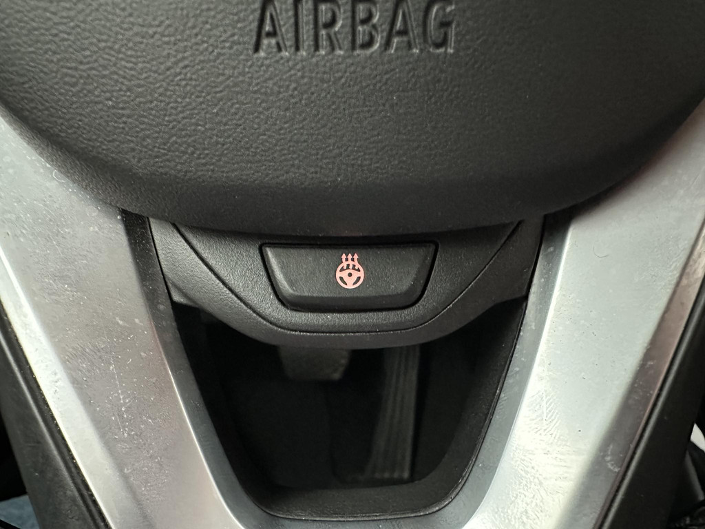 44431145-40.jpg