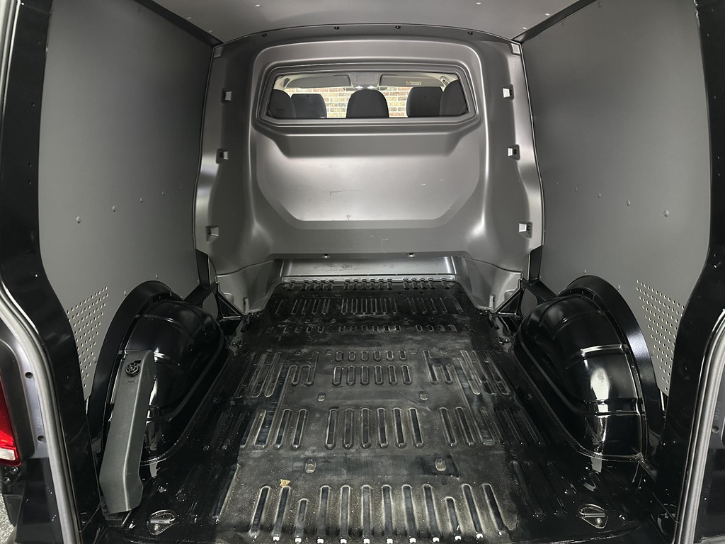 46521338-20.jpg