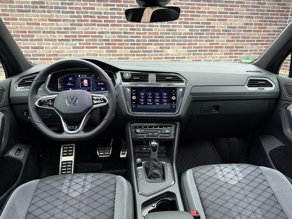 47330488-9.jpg