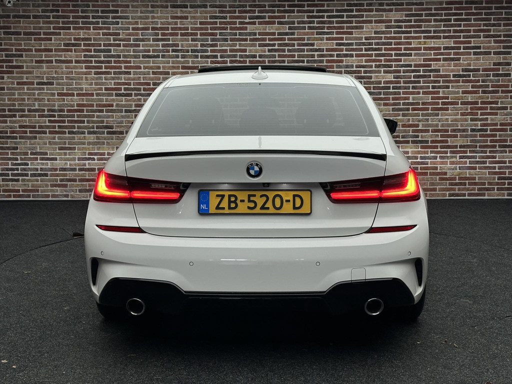 48714381-6.jpg