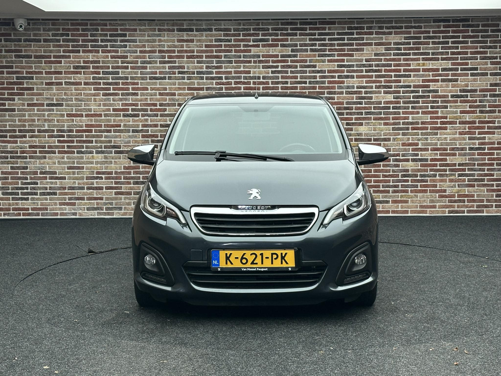 48716955-4.jpg