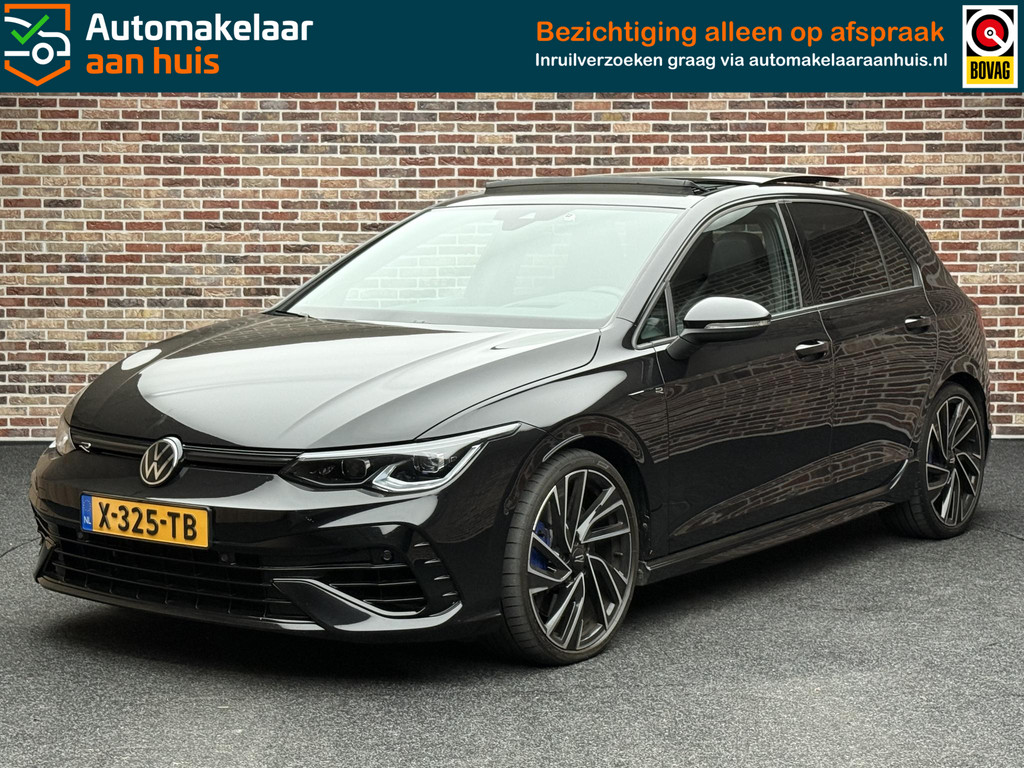 53166136